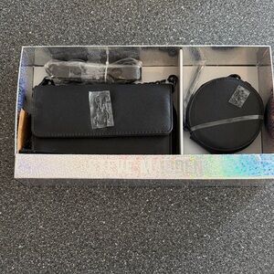 Steve Madden Black Bag and Pouch Set